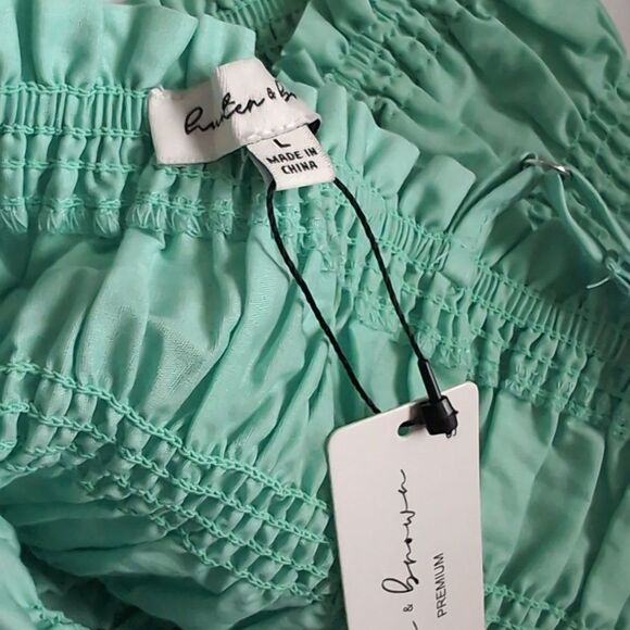 NWT Hunter And Brown Cotton Seafoam Green Smocked Peasant Crop Top Large - Picture 7 of 10